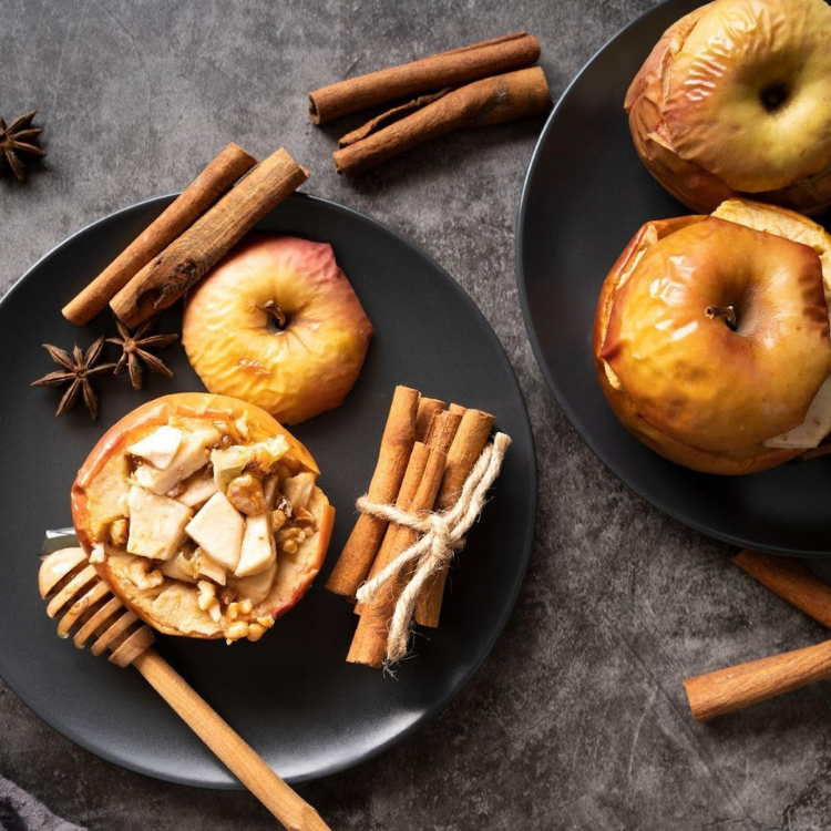 Maçã assada no forno com canela