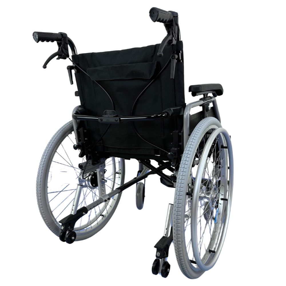 Cadeira de Rodas em Alumínio com Travão de Cuidador UN2014